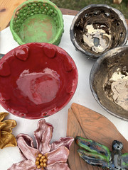 Selbst getöpferte Schalen und anderes Kunsthandwerk Selbst getöpferte Schalen und anderes Kunsthandwerk