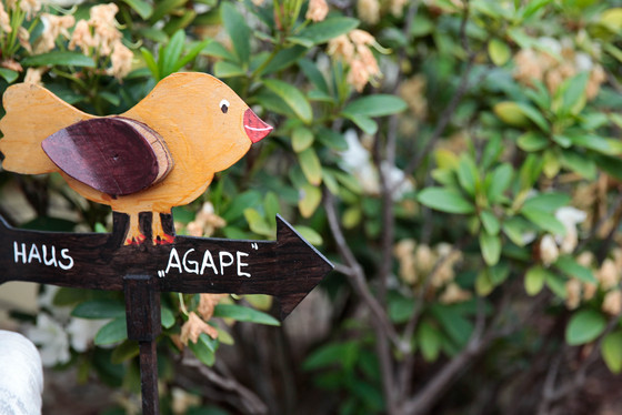 Schild Haus Agape - Wohnstätte  - Immanuel Suchthilfverbund Guben